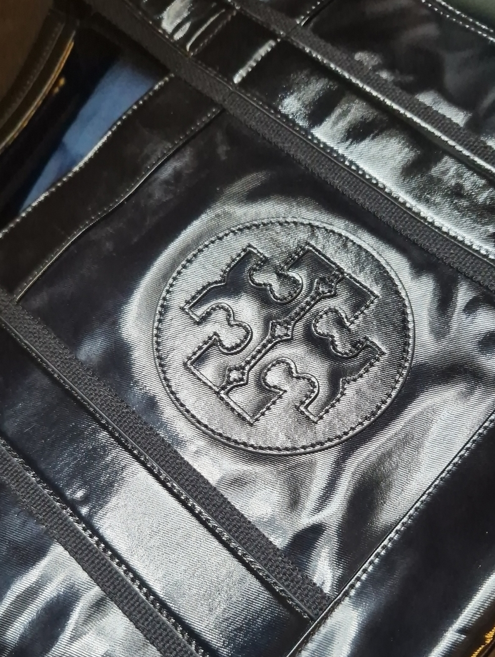 Tory Burch Tote - Picture 9 of 16